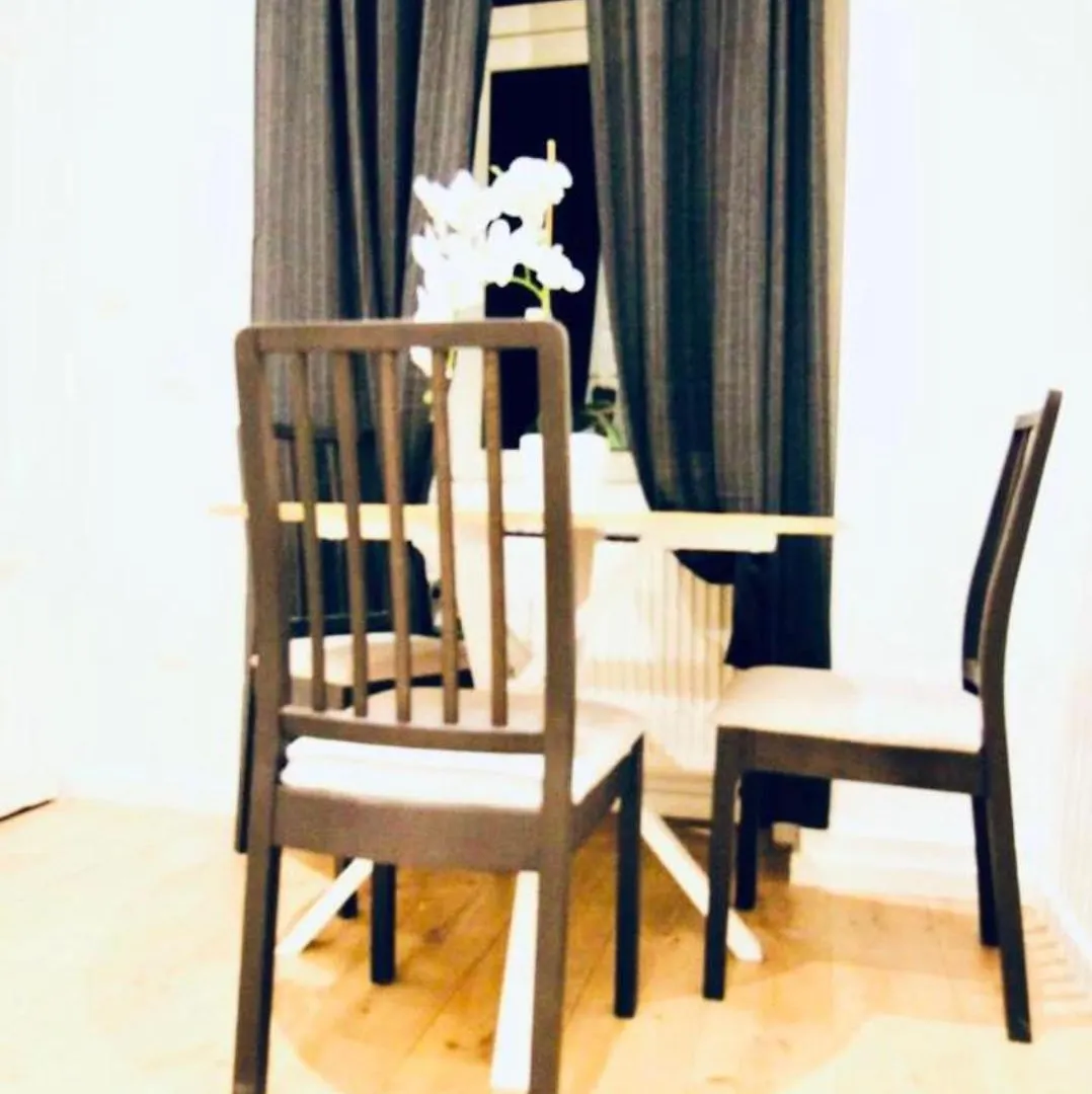 Super Central Cozy 5 Bedroom Shared Apt 10Min Walk To Augarten Vienna Apartment